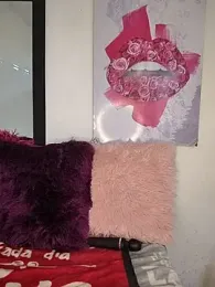 hanaa_18 webcam model stream image