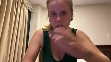 Stellamarbella webcam model stream image