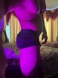 Valentinacouple webcam model stream image