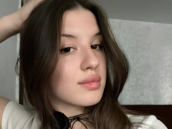 EmilyGranned webcam model stream image