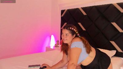 Lunna_Blaze webcam model stream image