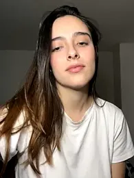 swrennn19 webcam model stream image