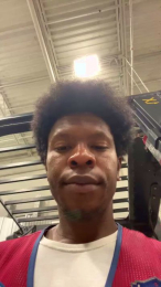 Meach28 webcam model stream image