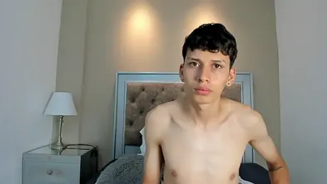 Tom_and_bunny webcam model stream image