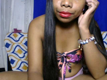Taniah webcam model stream image