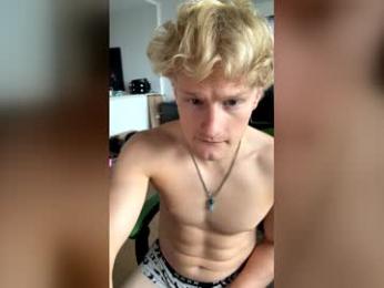 thatbl0ndeboyx webcam model stream image