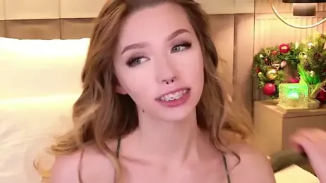 Sierra_Fane webcam model stream image