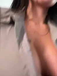 Emmily_19 webcam model stream image