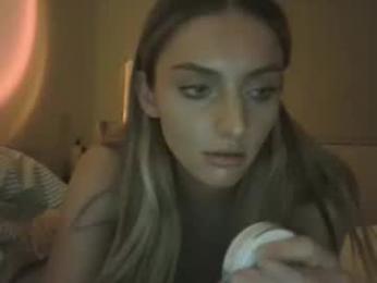 kmb25 webcam model stream image