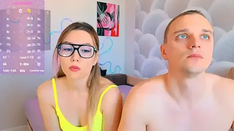 Snikersnik webcam model stream image