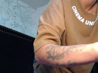 naughtyboyrx webcam model stream image