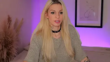 KairaKampen webcam stripchat model stream image