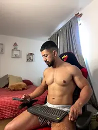 Ezzio_Scolaro webcam model stream image