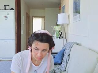 Kristine Esme webcam model stream image
