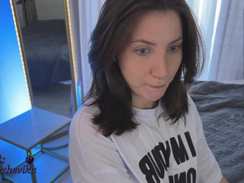 EzheVika webcam model stream image