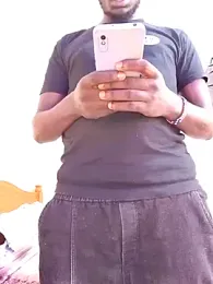 Realhornygod webcam model stream image