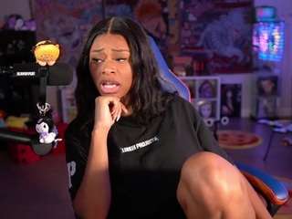 lovenzia webcam model stream image