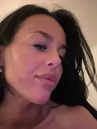 juicylucie stripchat stream image