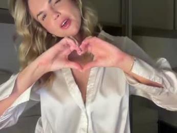 iiivy_ chaturbate stream image