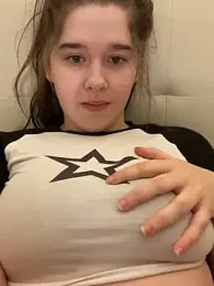 HornyGirlH stripchat stream image