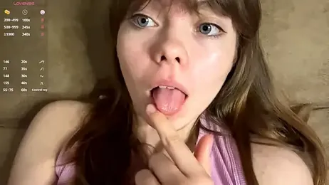 CoralinaEastoy stripchat stream image