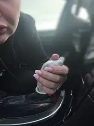 YoungHotMom_ stripchat stream image