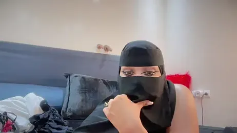 jyjyelamira stripchat stream image