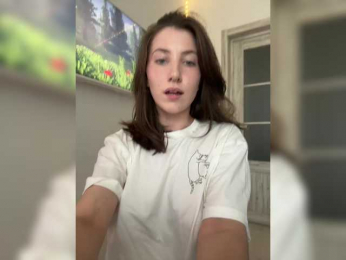 EzheVika bongacams stream image