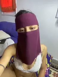 Beautiful_arab stripchat stream image