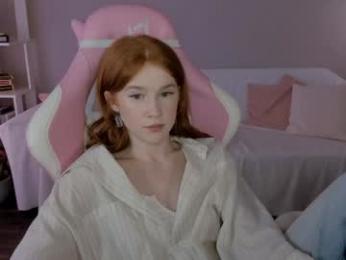 leahsthetics chaturbate stream image