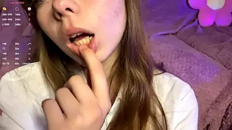 CoralinaEastoy stripchat stream image