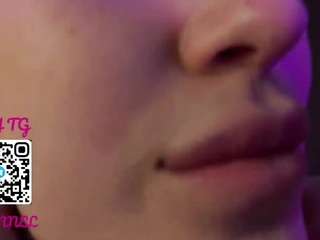 kendrafarwell camsoda stream image