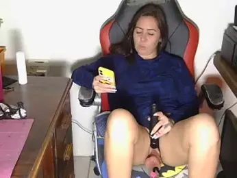Kiara_zoya stripchat stream image