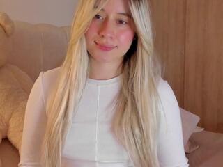 Amy Blondes flirt4free stream image