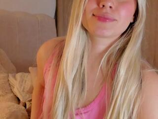 Amy Blondes flirt4free stream image