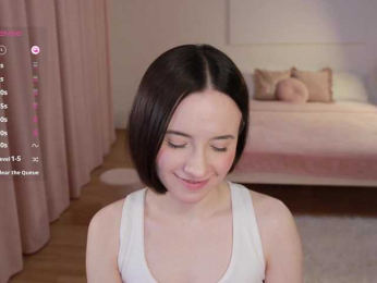 MissEssie bongacams stream image