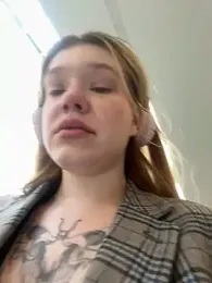 Honey___Hot stripchat stream image