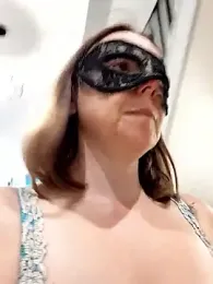la_petite_prunette69 stripchat stream image