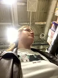 Honey___Hot stripchat stream image