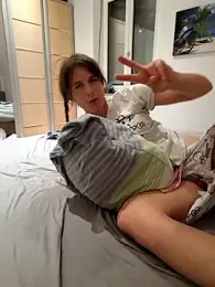 SexyLayla1 stripchat stream image