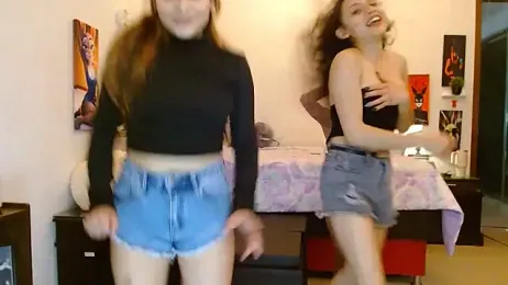 3littleschoolteens stripchat stream image