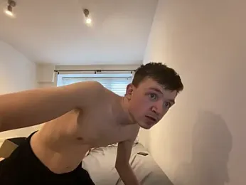 curvy_crystal stripchat stream image