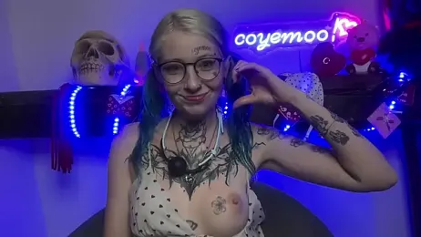 coyemoo stripchat stream image