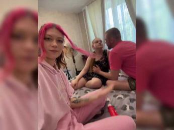 LuckyStar bongacams stream image