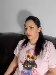 ReiyaRey stripchat stream image