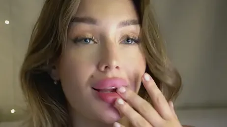 AnnyBangs stripchat stream image