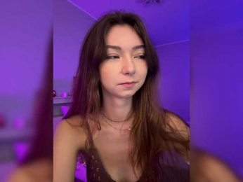 ShyAlya bongacams stream image