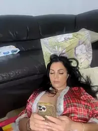 ReiyaRey stripchat stream image