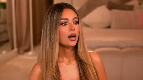 YasmineShaw stripchat stream image