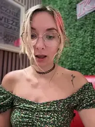 The_Snowwhitee stripchat stream image